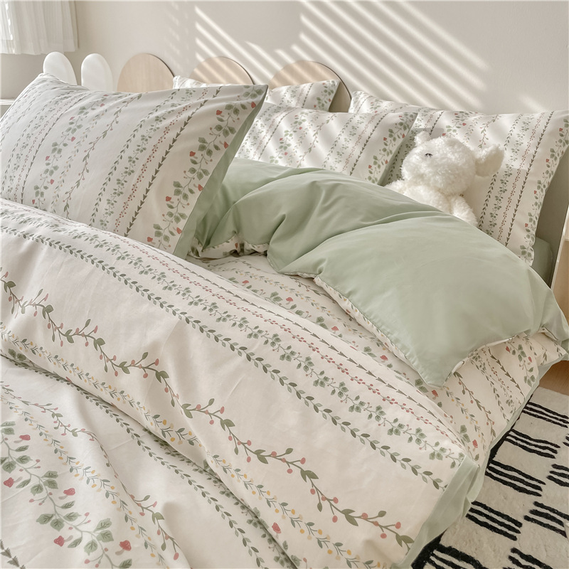 Cama de algodón de cuatro piezas 100 cubierta de sábanas de algodón cubierta de sábanas de dormitorio de estudiantes de tres piezas con camas Kasa4