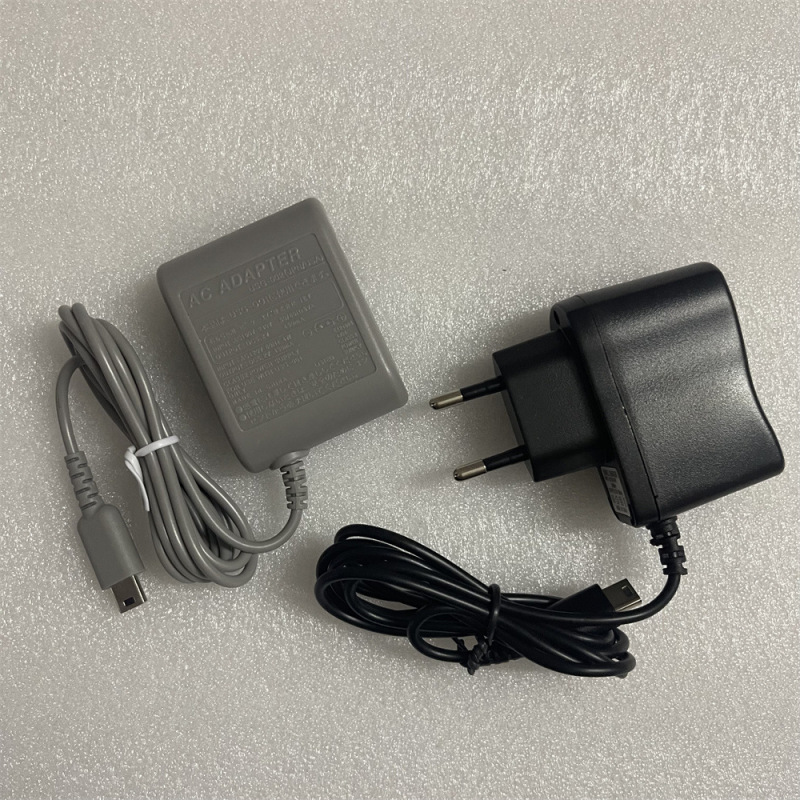 Suitable for Nintendo Dsn Lite Game Console Direct Charger 110-220V Universal Ndsl Plug-And-Play Power Adapter Suitable for Nintendo Dsn Lite Game Console Direct Charger 110-220V Universal Ndsl Plug-And-Play Power Adapter