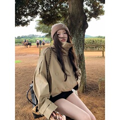 2025秋季新款英伦风双排扣立领短款风衣女宽松时尚流行工装外套潮