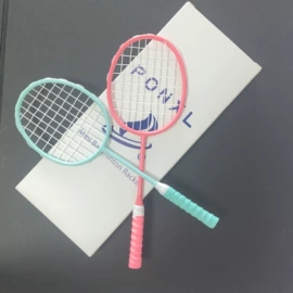 羽毛球拍;羽毛球装备;羽毛球包