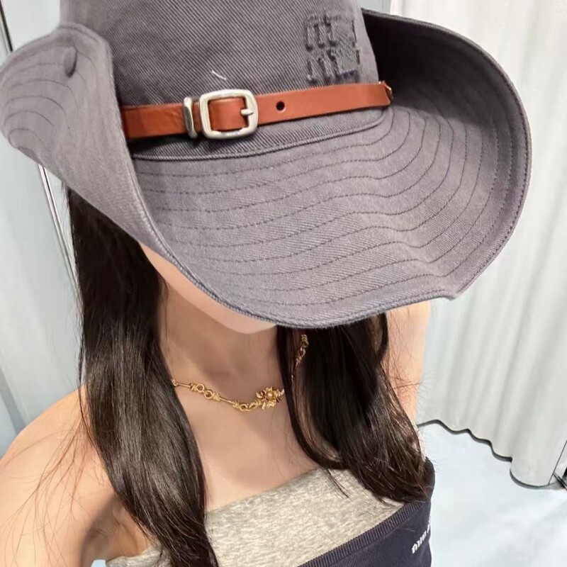 High-end Muse Letter European and American British Style Fisherman Hat, Solid Color, Simple and Sophisticated, with Belt and Curved Brim, Denim Hat Wholesale High-end Muse Letter European and American British Style Fisherman Hat, Solid Color, Simple and Sophisticated, with Belt and Curved Brim, Denim Hat Wholesale
