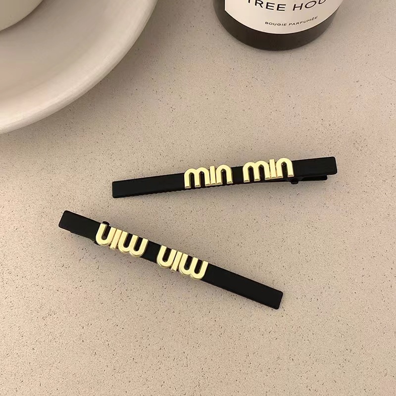 Frosted high-grade black gold m letter hairpin side small clip smiley face hairpin bangs clip word clip broken hairpin