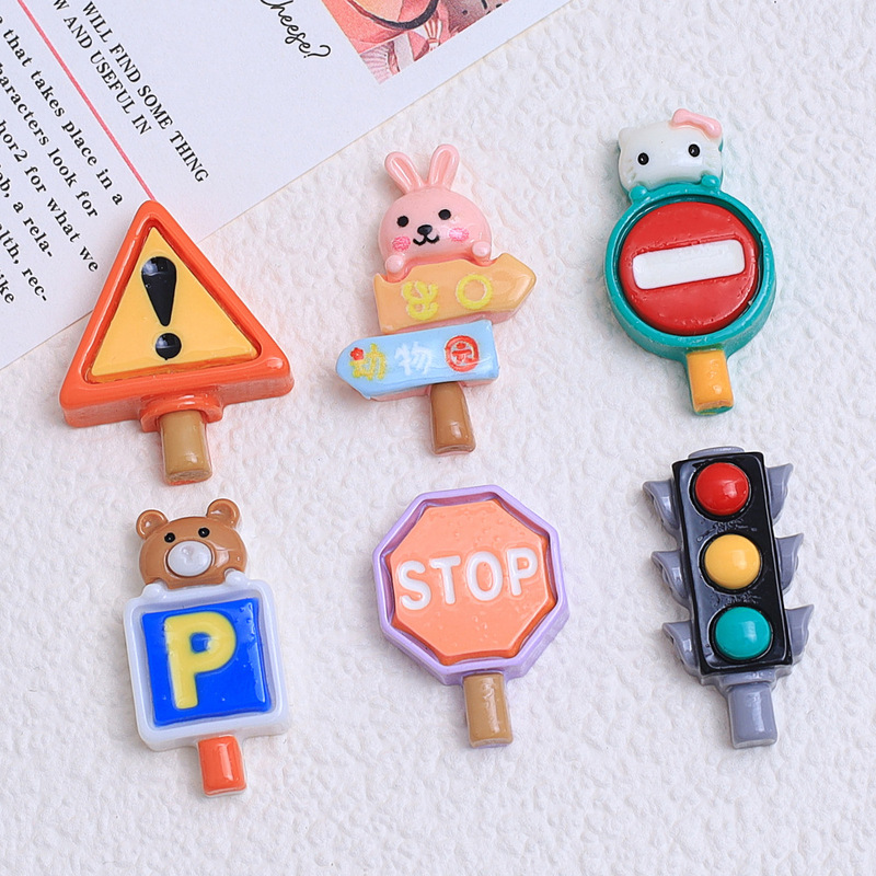 Traffic Command Sign Creative Childlike DIY Cream Glue Homemade Mobile Phone Case Headband Refrigerator Magnet Hairpin Resin Accessories