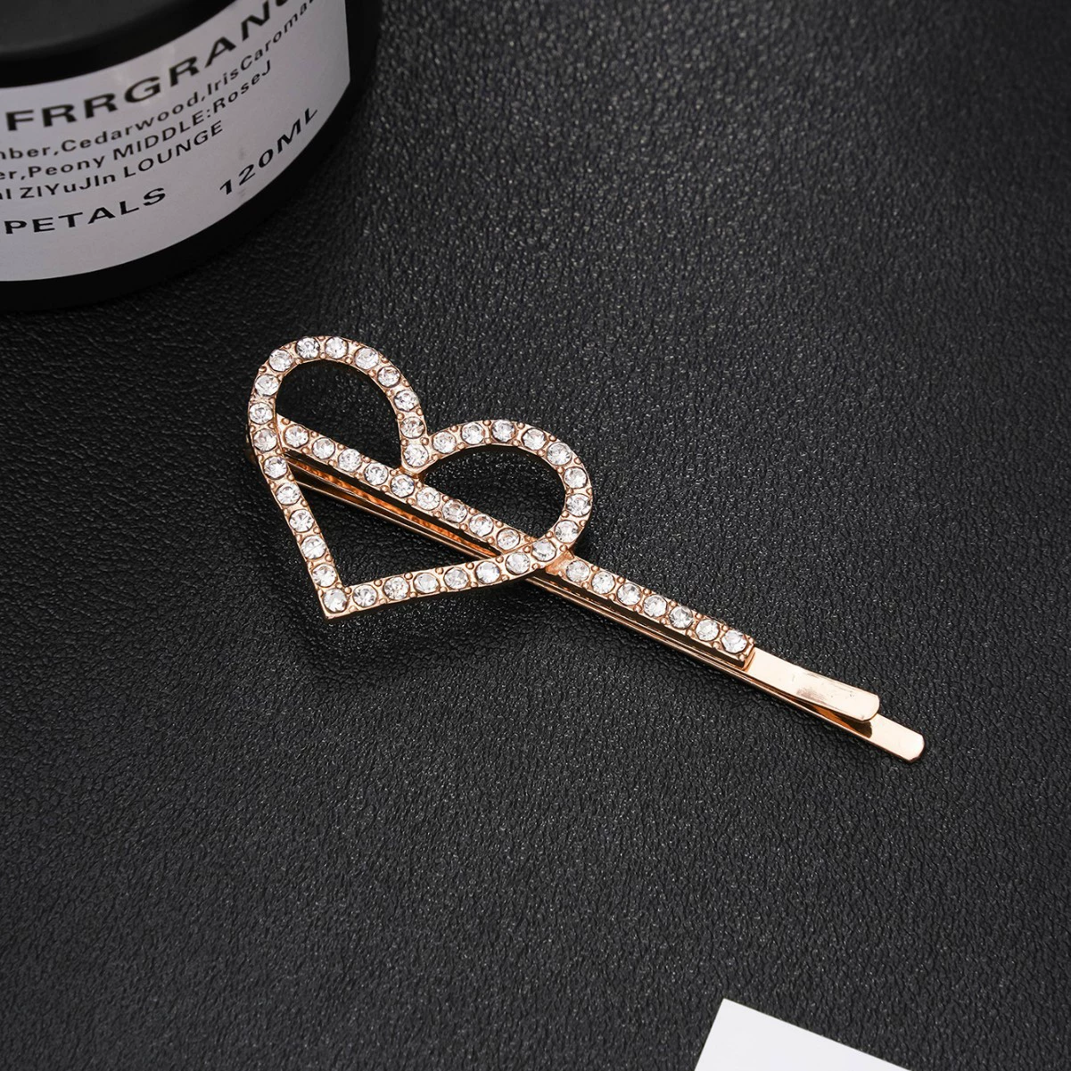 2025 European and American new Korean version, Senxianqi zinc alloy diamond-inlaid gold butterfly love heart circle one-line clip hair