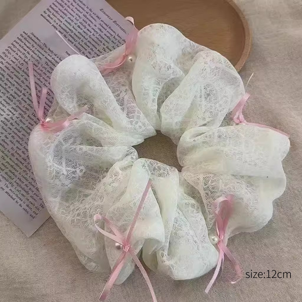 미색 나비 리본