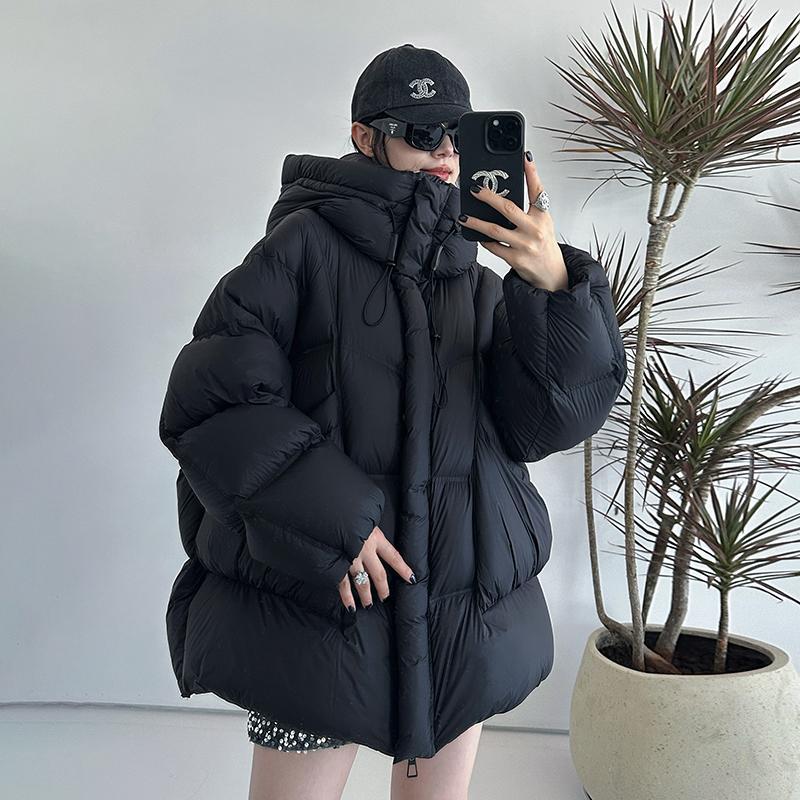 검은색