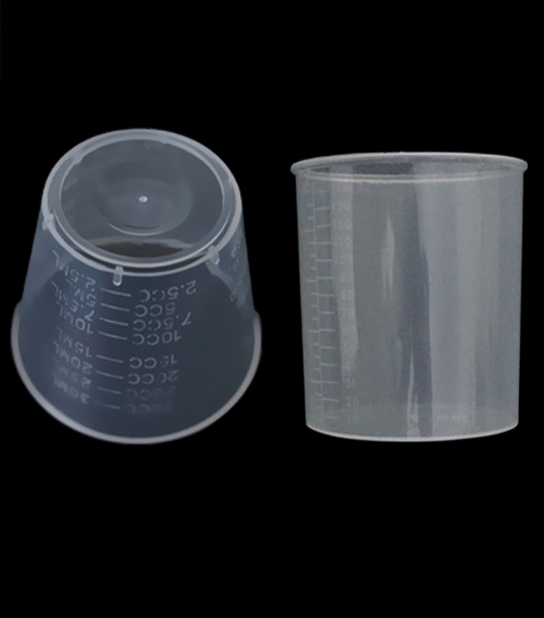 工厂批发一次性全新塑料高透明锥形加厚喝药杯优级品三面刻度量杯