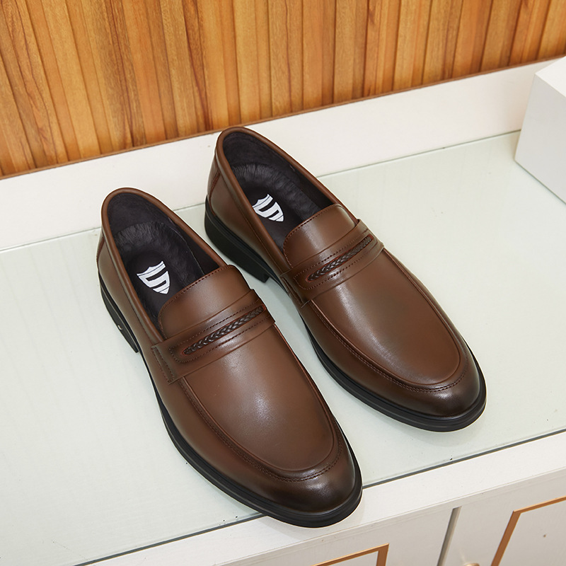 Herbst neue männer schuh abdeckung fuß niedrigen ferse arbeit schuhe karriere spitz herren schuhe_voghion.com