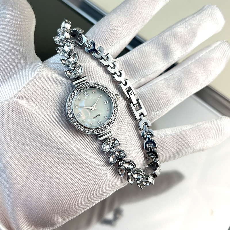 Watch Classification Pointer Display Type Simple Style Leaf Single Folding Buckle Quartz Women's Watches