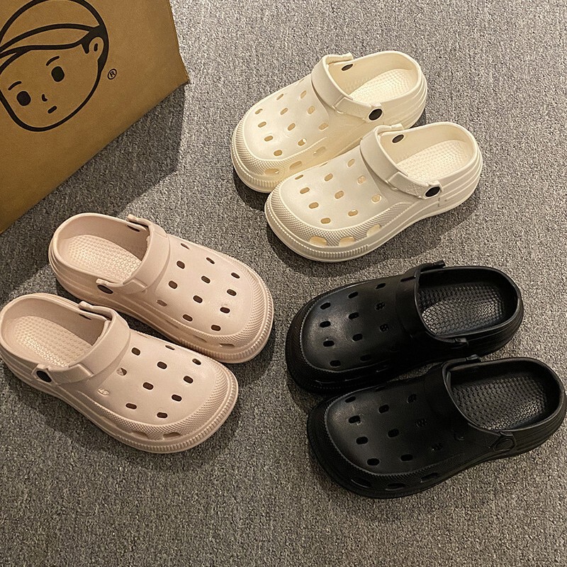 Hole Shoes Women's Summer Height-increasing All-match Wear-resistant Baotou Slippers for Outer Wear Solid Color Light Shoes with No Stinky Feet