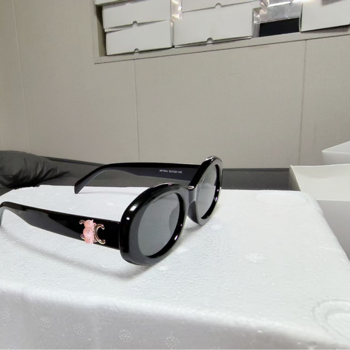 ce家新款墨镜小红书椭圆形法式复古高街白色猫眼太阳眼镜女