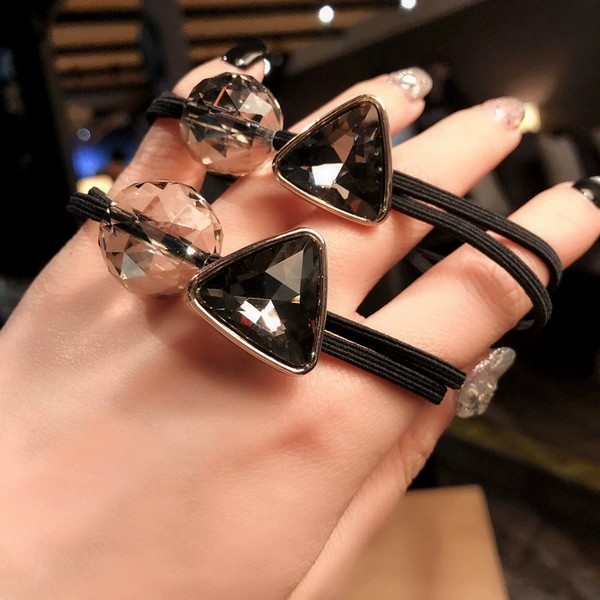 Gray triangle diamond