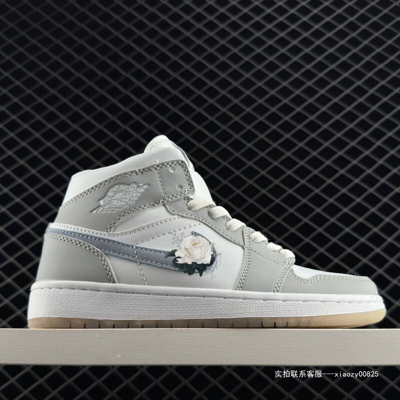 Putian Shoes Pure Original Aj1 Mid Smoke Gray Classic Model Unisex Sports Sneakers Mid-Top High Version Basketball Shoes Putian Shoes Pure Original Aj1 Mid Smoke Gray Classic Model Unisex Sports Sneakers Mid-Top High Version Basketball Shoes