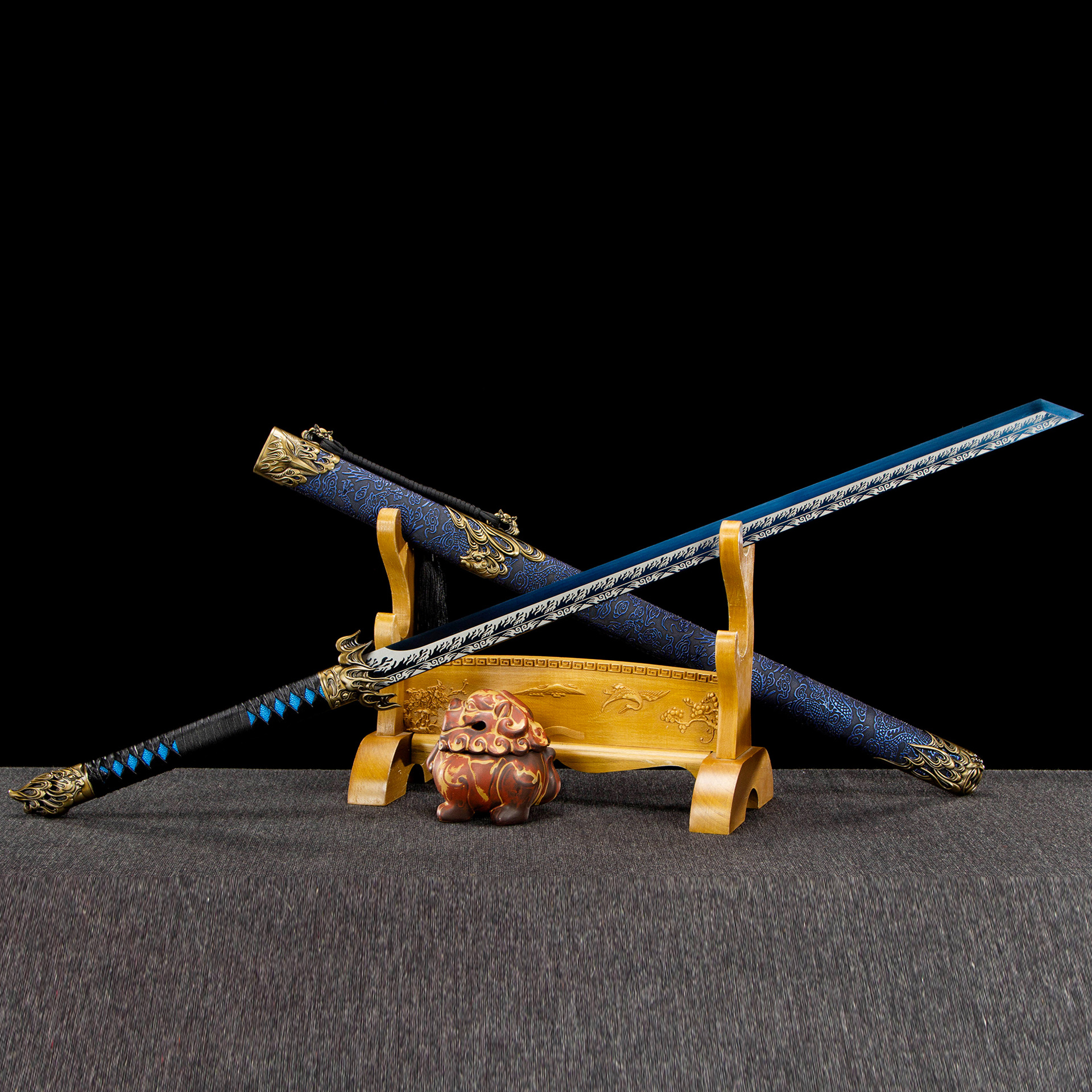 龙泉市刀剑一体唐横刀烤蓝绣春刀直刀宝剑冷兵器锦衣卫佩刀未开刃