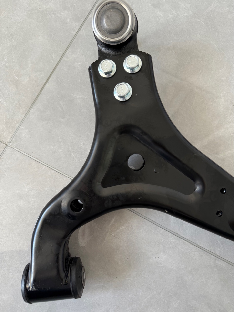 South Korea Ssangyong Korando Lower Arm 4451034005 4452034005 High Quality Manufacturer Wholesale