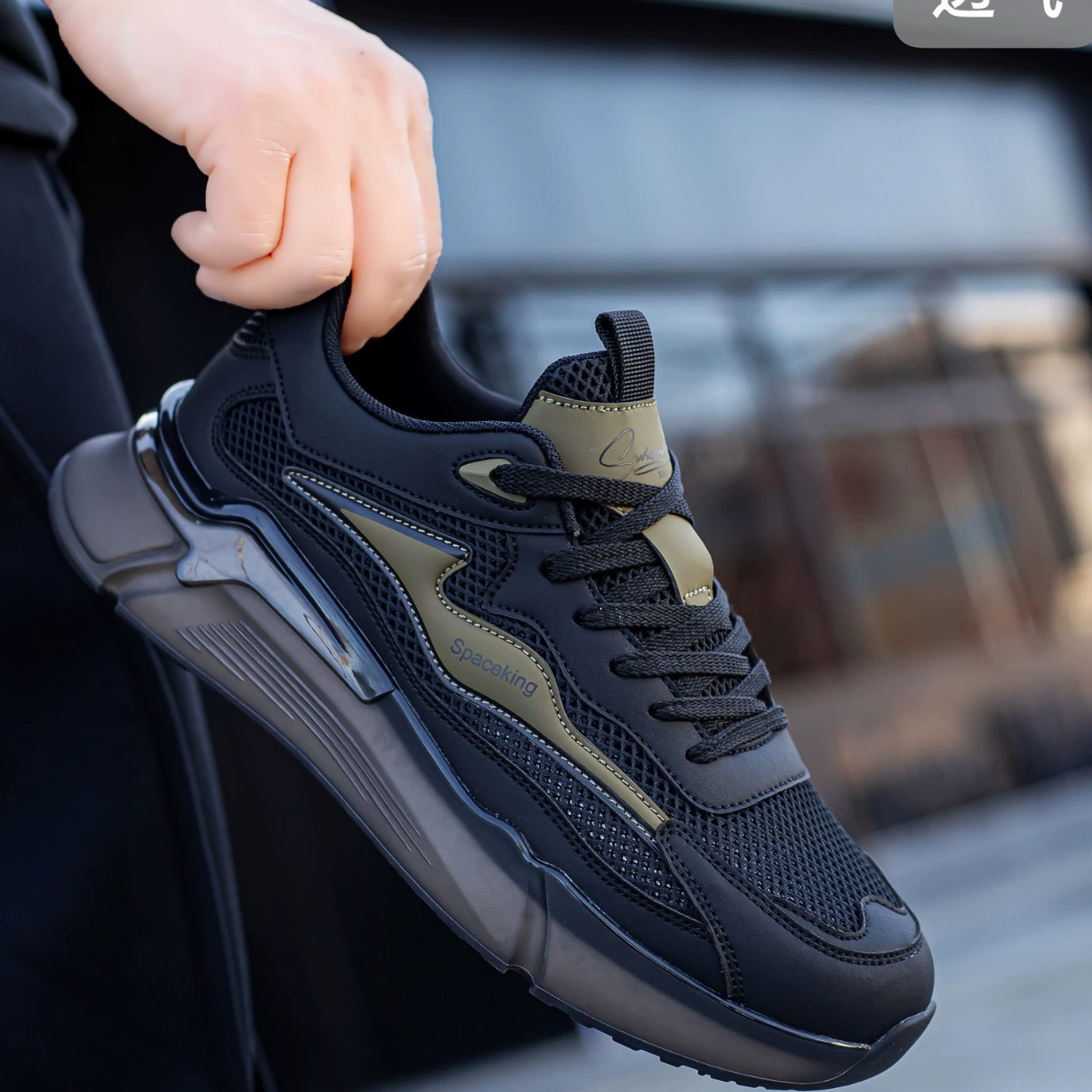 Мужская обувь, новинка 2025 года, спортивная обувь с дышащей сеткой, нескользящая мягкая подошва, кроссовки, модная повседневная обувь, туфли для папы на толстой подошве