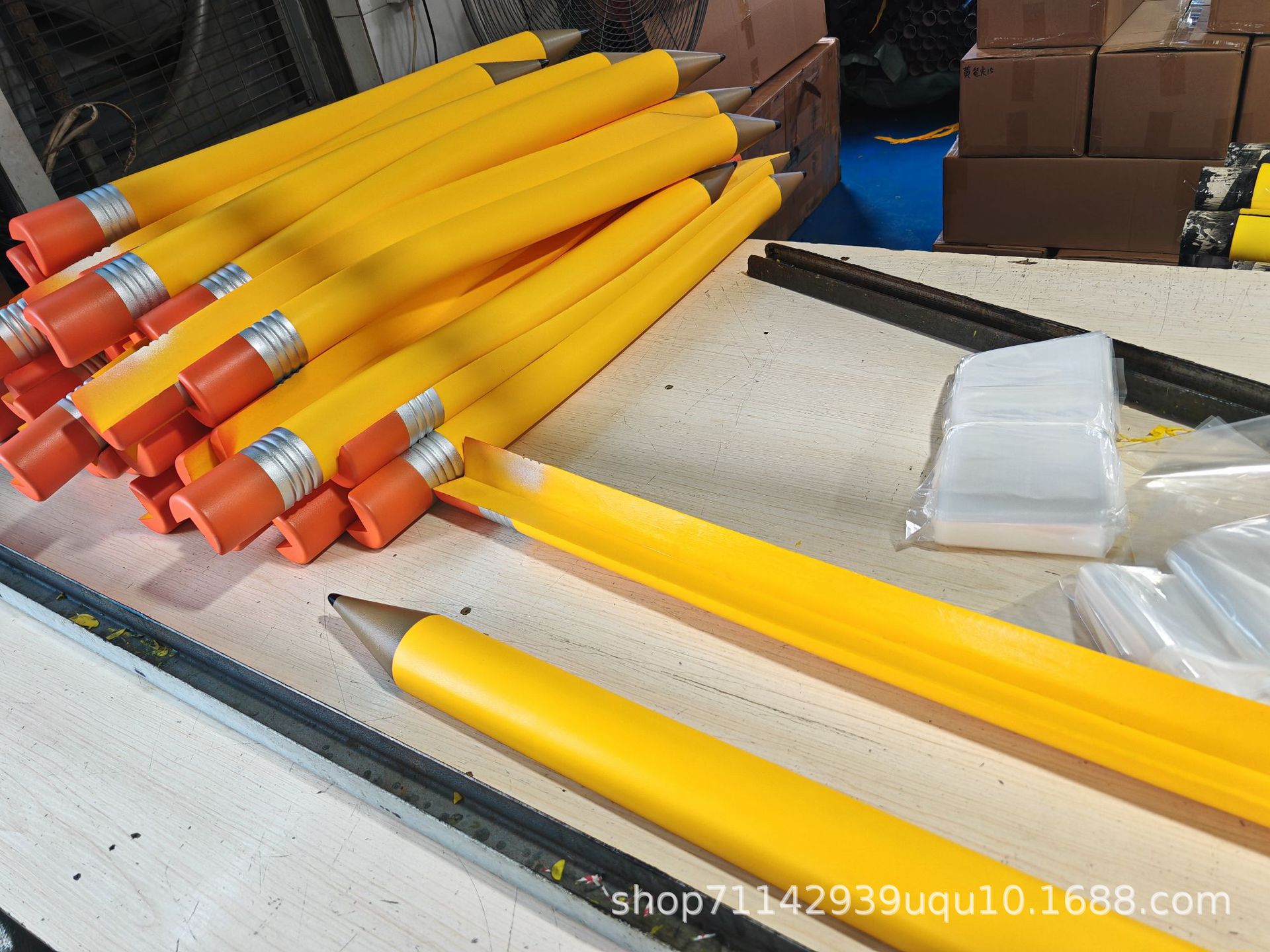 In-Stock Pu Anti-Collision Strips Corner Guards Soft Edge Protection Strips Buffer Anti-Collision Industrial Black and Yellow Warning Self-Adhesive No Drilling Required
