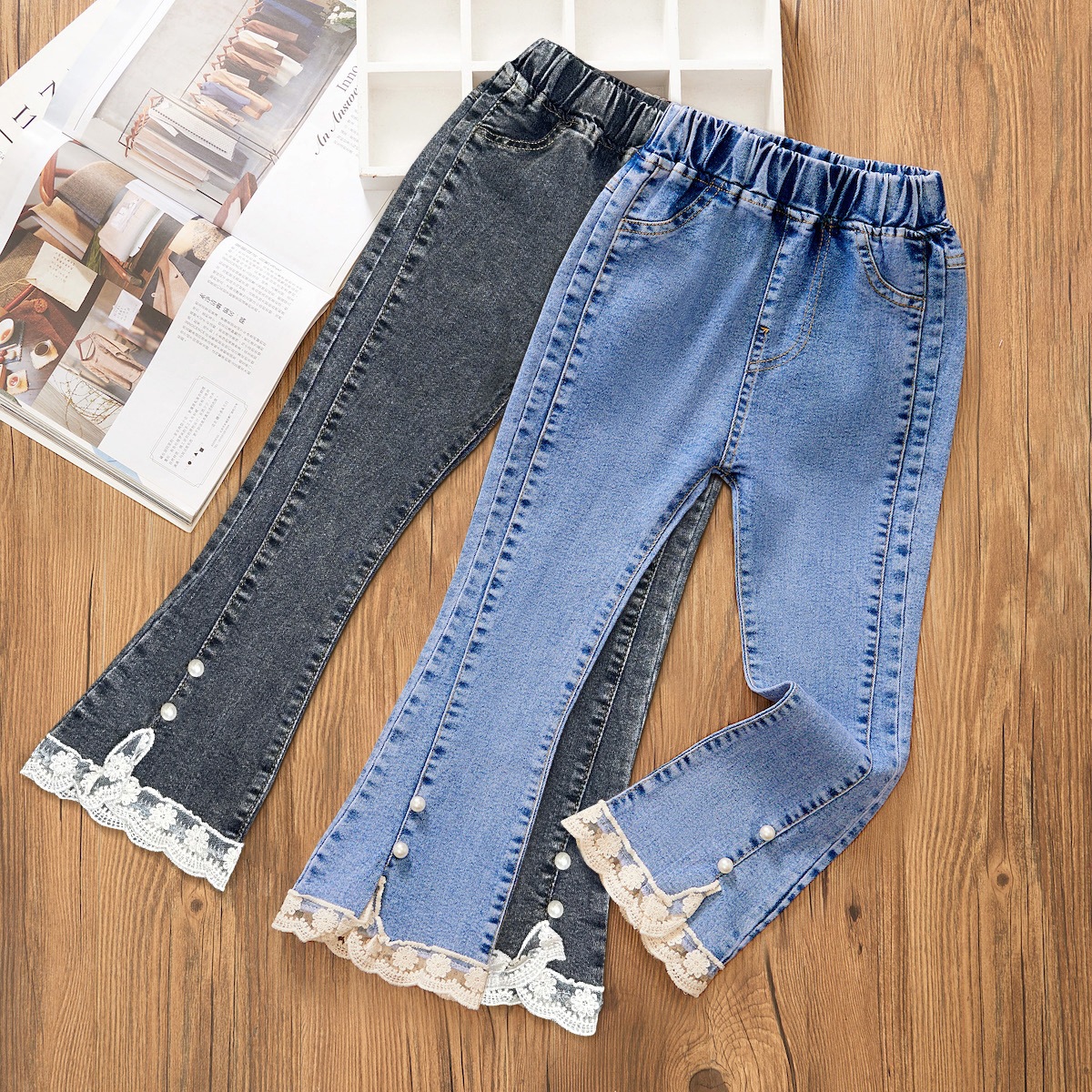 New spring and autumn style girls' jeans, casual wide-leg pants for older children, baby flared pants, trendy girls' pants