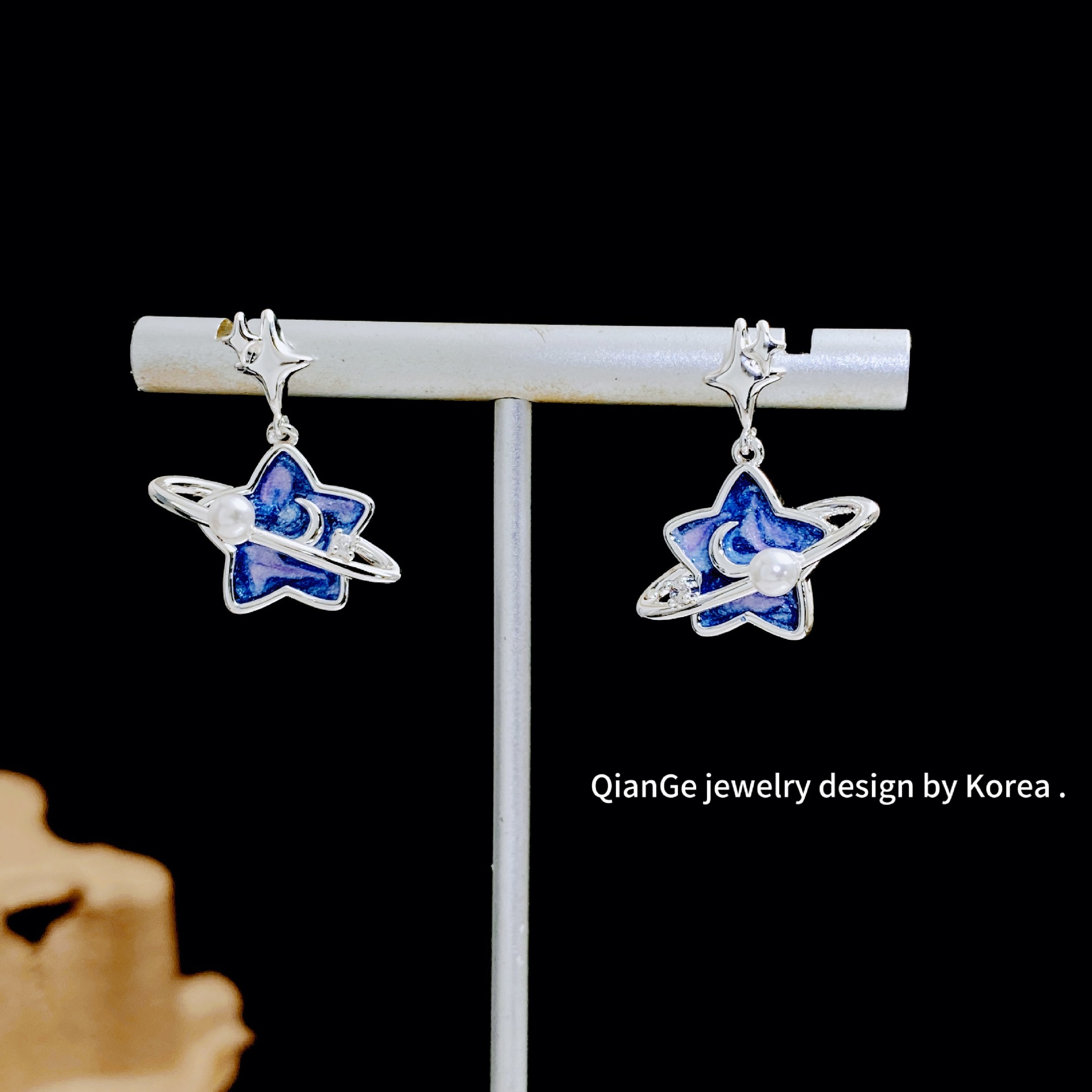 1 Paire Élégant Style Moderne Star Placage Le Cuivre Boucles D'oreilles display picture 3