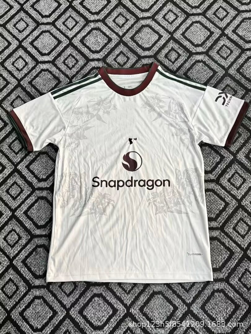 2627 temporada París Arsenal Real Madrid Barcelona Nueva camiseta Manchester City Japón Juve España Holanda Benfica