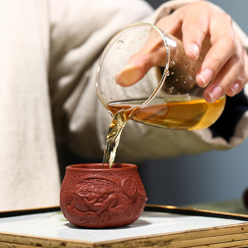 Yixing Zisha Teapot Hand-painted Tea Cup Original Red Emperor Gold Toad Tea Cup Single Piece Wholesale Gift One-time Delivery