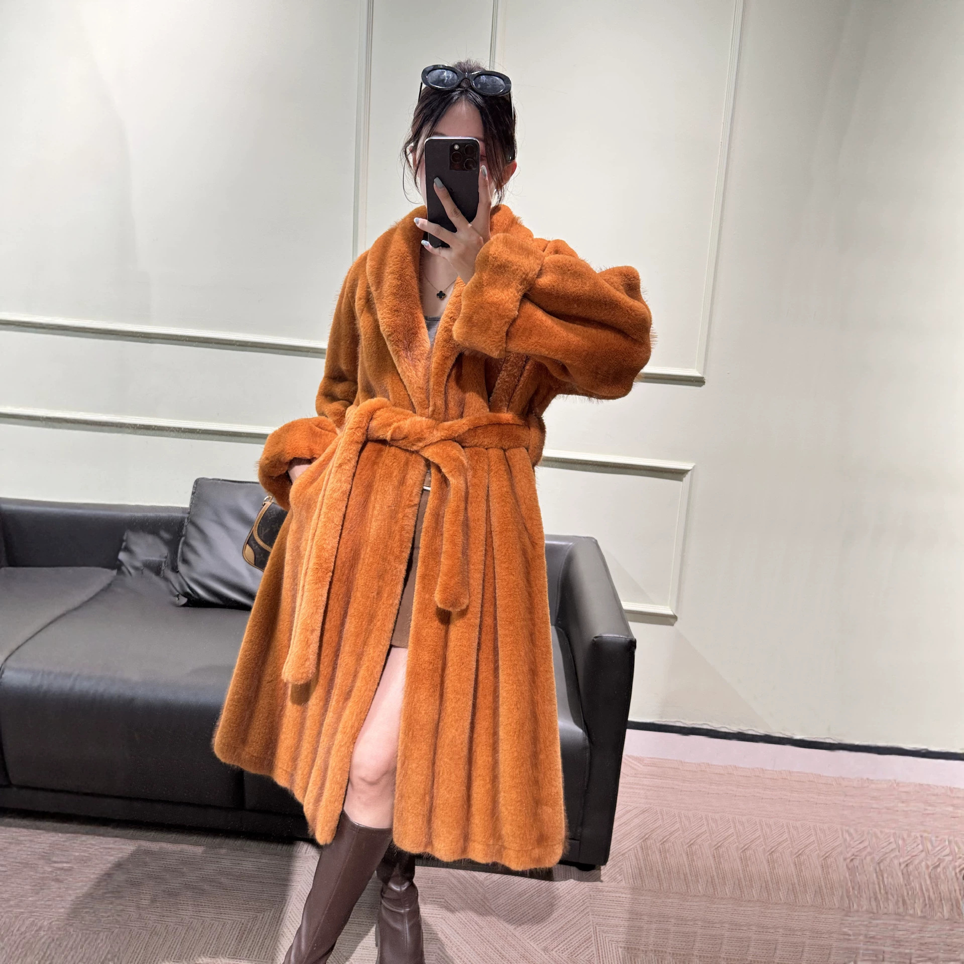 Plus-size long rabbit fur and mink faux fur coat, thick and warm autumn and winter outerwear, European and American style women's coat.