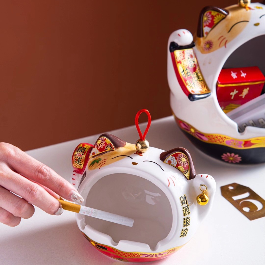 Estilo japonés creativo personalizado Lucky gato decoración de almacenamiento de cerámica regalo del hogar cenicero tarro de almacenamiento