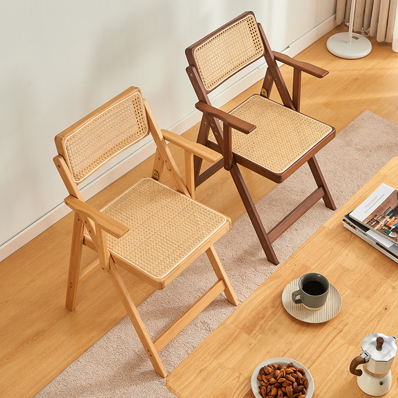 Silla plegable de ratán de viento silencioso Silla de comedor de respaldo de lujo ligero para el hogar de alta gama Silla de comedor de restaurante de ocio japonés