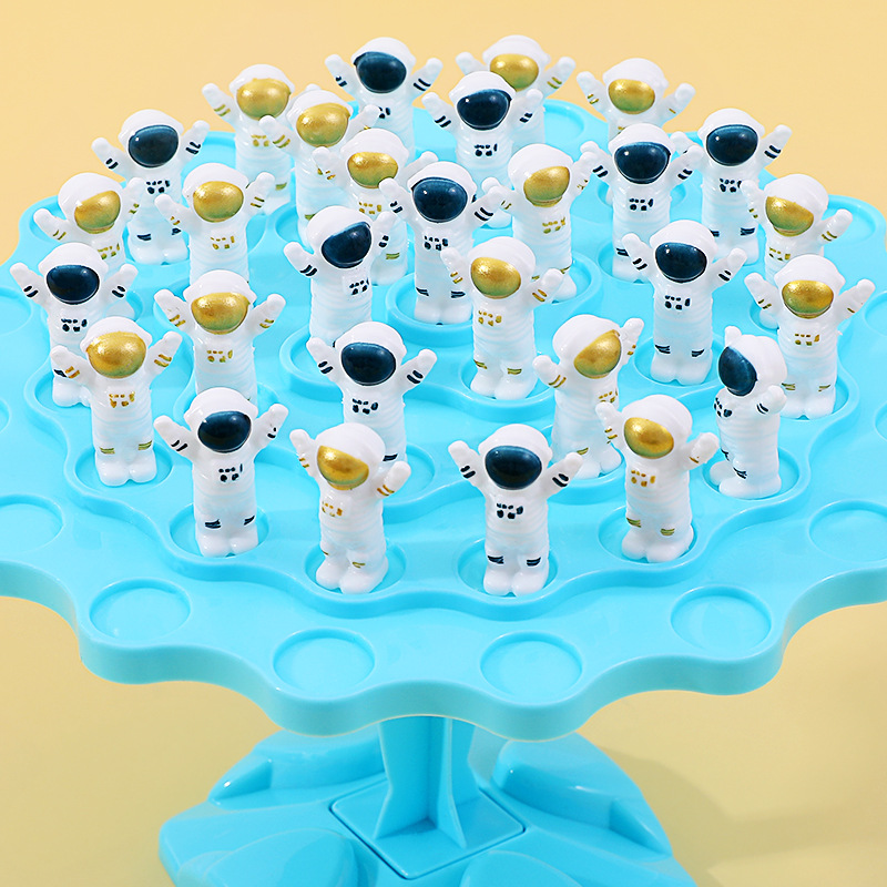 Los juguetes educativos para niños del astronauta del árbol de equilibrio se centran en el pensamiento lógico juego de mesa interactivo entre padres e hijos Jenga