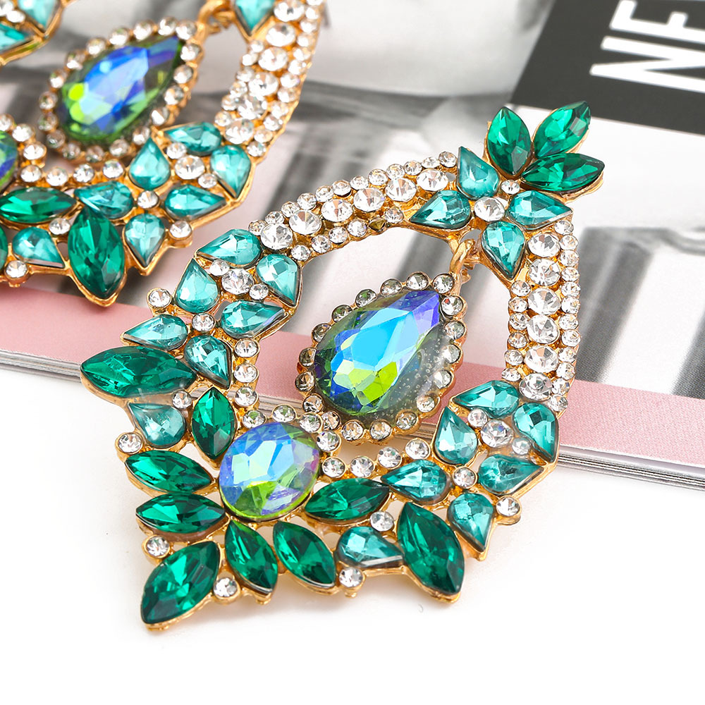 Fashion Color Diamond Alloy Geometric Earrings display picture 6