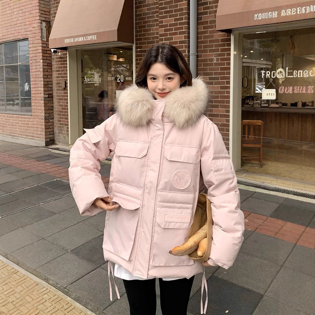 厂家直销2025新款羽绒服女极寒系列派克工装90白鸭绒短款毛领外套