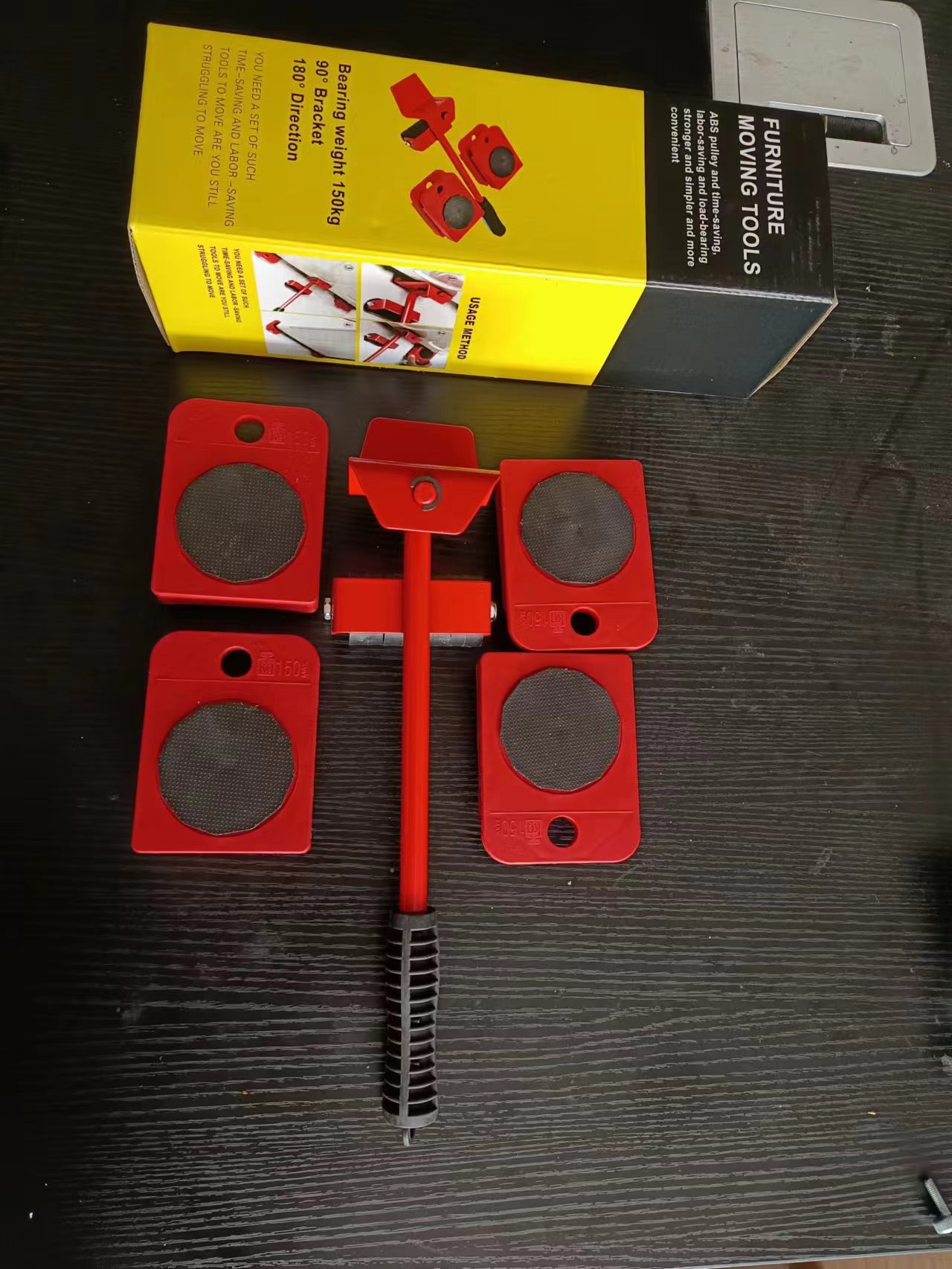 Nueva caja de color rojo