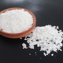 工厂定制工业级二水氯化钙 含量74片状氯化钙 制冷水处理防冻剂
