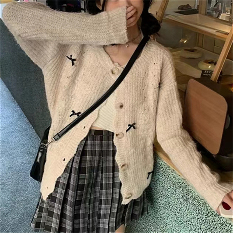 Japanese cardigan with bow