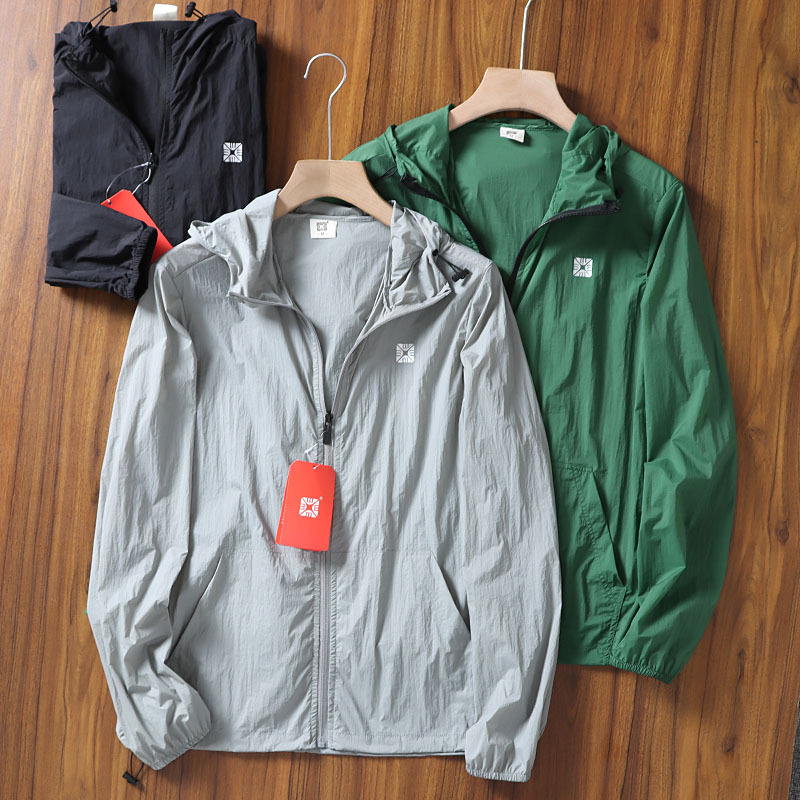 Lightweight lightweight breathable Foreign Trade men's fashion hooded casual sun protection clothing skin clothing summer thin jacket