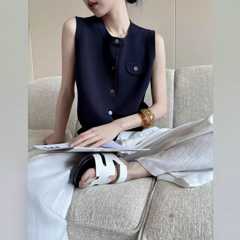 Pinken Navy Blue Round Neck Sleeveless Knitted Vest Cardigan for Women Summer 2026 New High-End Slim Fit Top