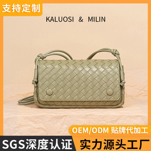 �����¿�Ů���ٴɫ�ֹ�����б����O���r�з��wС�����]�����
