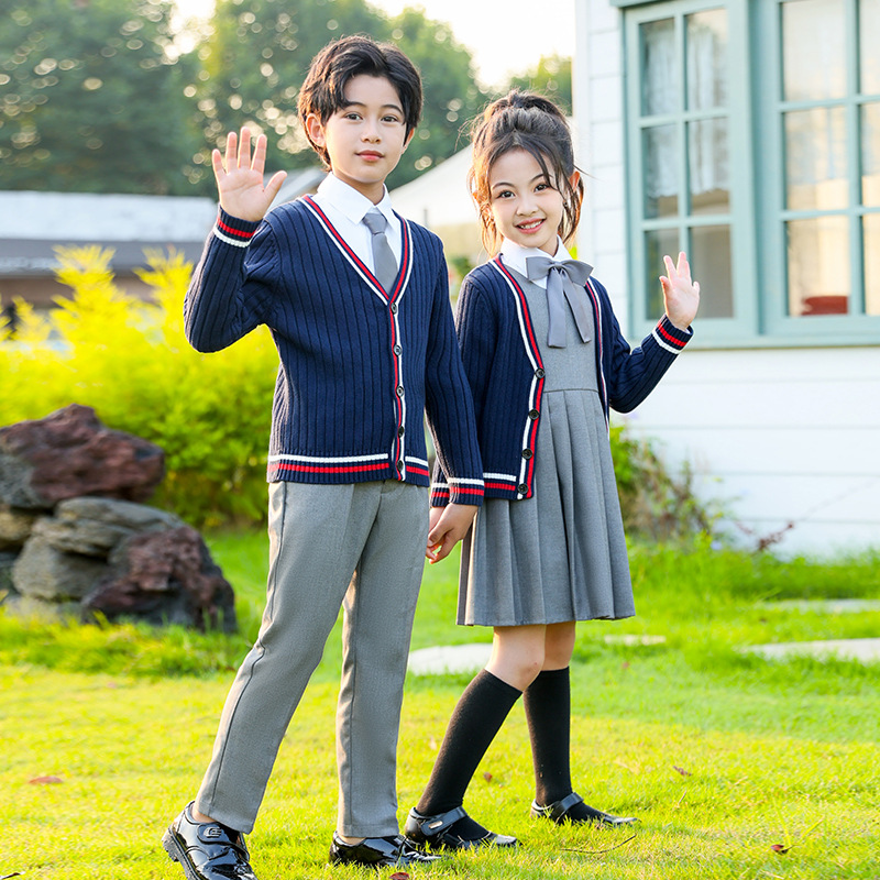 Uniformes de jardín de infantes de otoño y invierno estilo británico set de suéter de punto para niños y niñas uniformes escolares de primaria y media