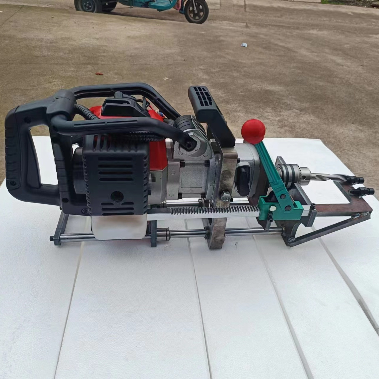 光伏汽油钻孔机高精度钢铁打孔神器光伏发电桩打孔打洞机专用