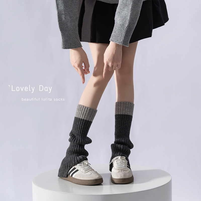 Warm knitting leg warmer with colorful contrast knitting long socks for spring and autumn, thick leg beauty splicing color gap set with ins style