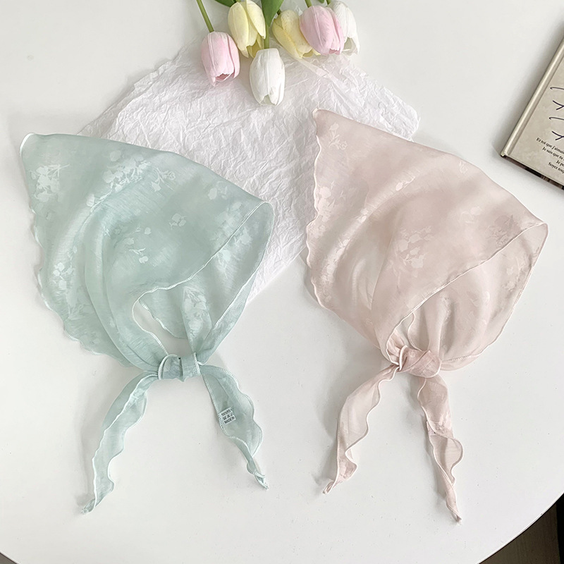 Pañuelo pastoral femenino de verano nuevo estilo bufanda triangular transpirable bufanda bufanda pequeña femenina bufanda de seda de encaje cinturón para el cabello de alta calidad
