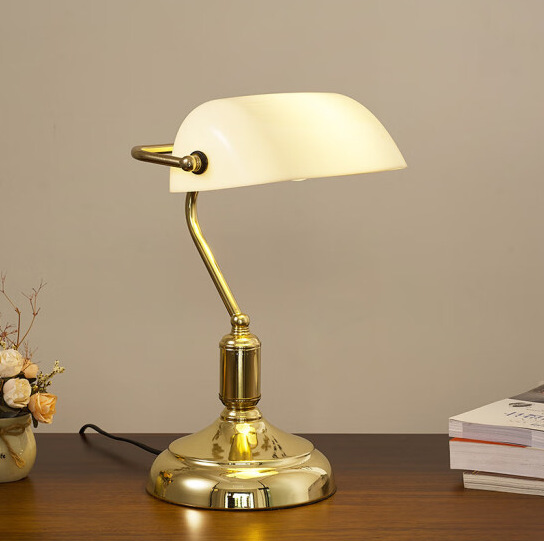 Banco retro lámpara de mesa República Europea de China viejo Shanghai lámparas de cristal verde Chiang Kai-shek estudio lámpara de mesa iluminación de la Oficina