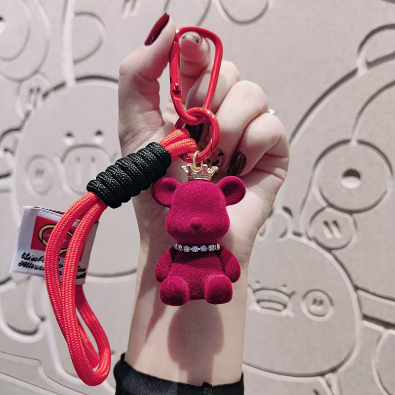 Nuevo cartón de dibujos animados flocado corona violenta oso llavero colgante pareja muñeca bolso colgante teléfono móvil pequeño regalo