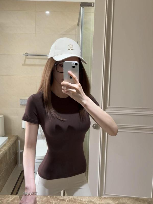 スキムズ カーダシアン コットン 半袖 Tシャツ ストレッチ スリムフィット 春夏 ブラウン ラウンドネック 右肩 高伸縮性|undefined