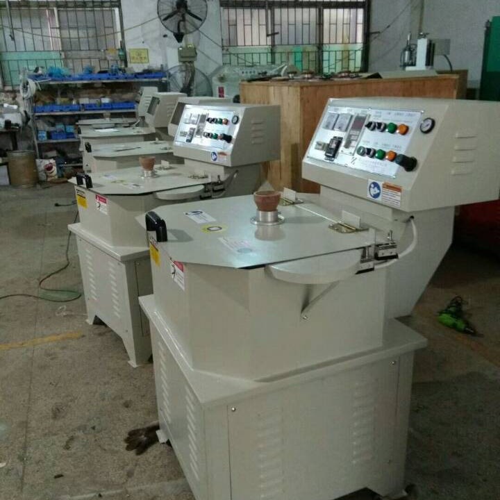 东峰五金首饰机械 离心铸造机 压膜机　电熔炉 合金材料ＡＢ胶等