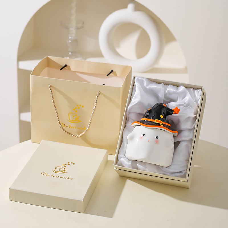 Regalos de cumpleaños fantasma extraña taza de cerámica con tapa taza de regalo de nicho mano taza de regalo regalo de Halloween