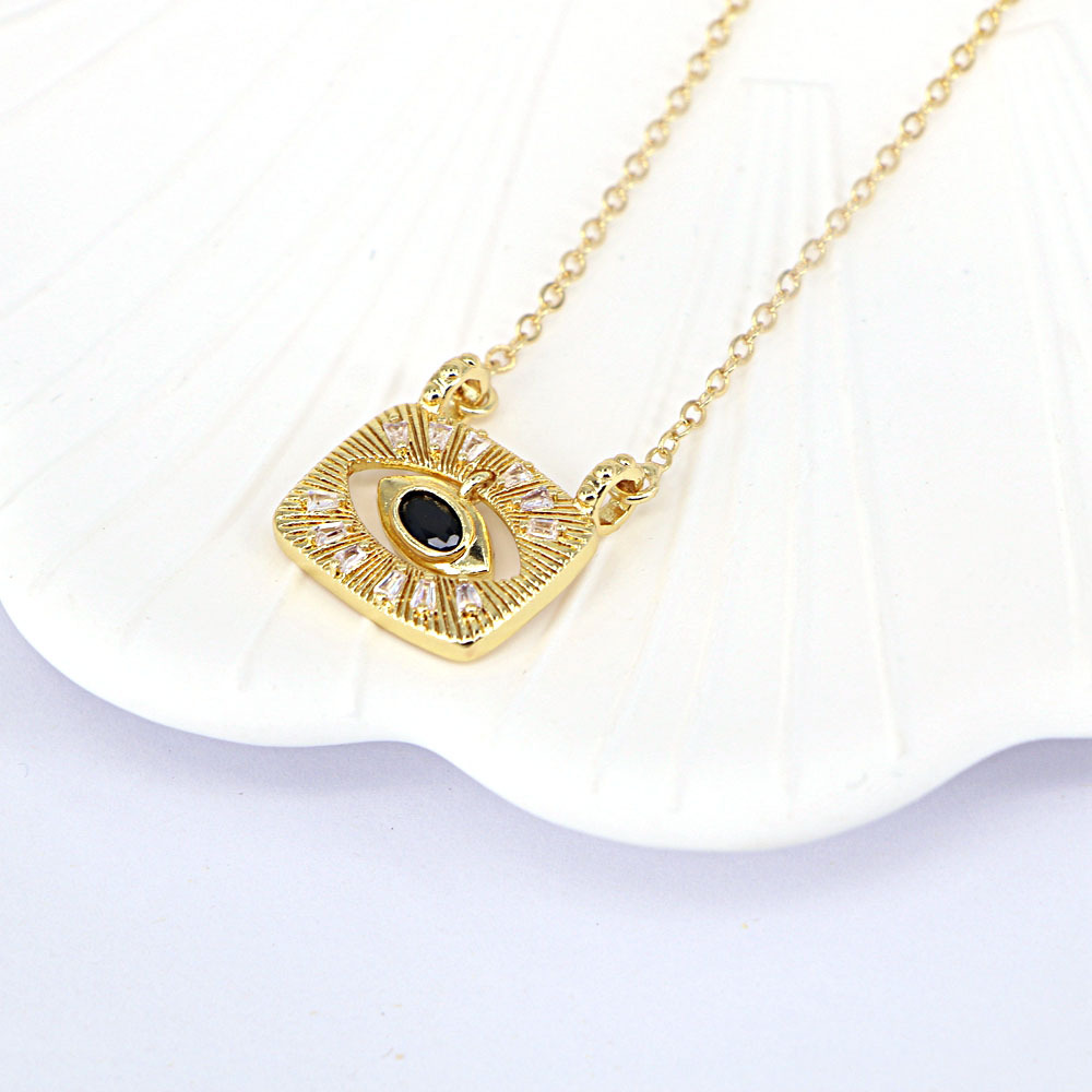 Zircon Eye Pendant Necklace Geometric Devil's Eye Copper Collarbone Chain display picture 6