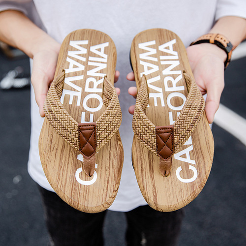 2024 New Plus Size Waterproof Fashion Outdoor Slides Men's Slippers Wholesale Soft Sole Durable Beach Shoes Men's Trend