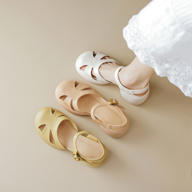 Sandal gót thô da cừu bít mũi phong cách La Mã đế dày quai ngang hở gót — Màu vàng ngỗng