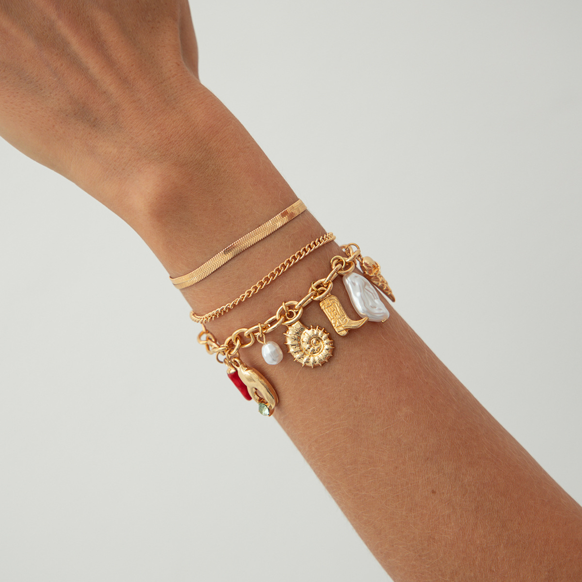 Exquisite Women's Bracelet For Beach Vacation Light Luxury Style_voghion.com